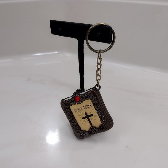 Mini Bible Keychain - Picture 3 of 8